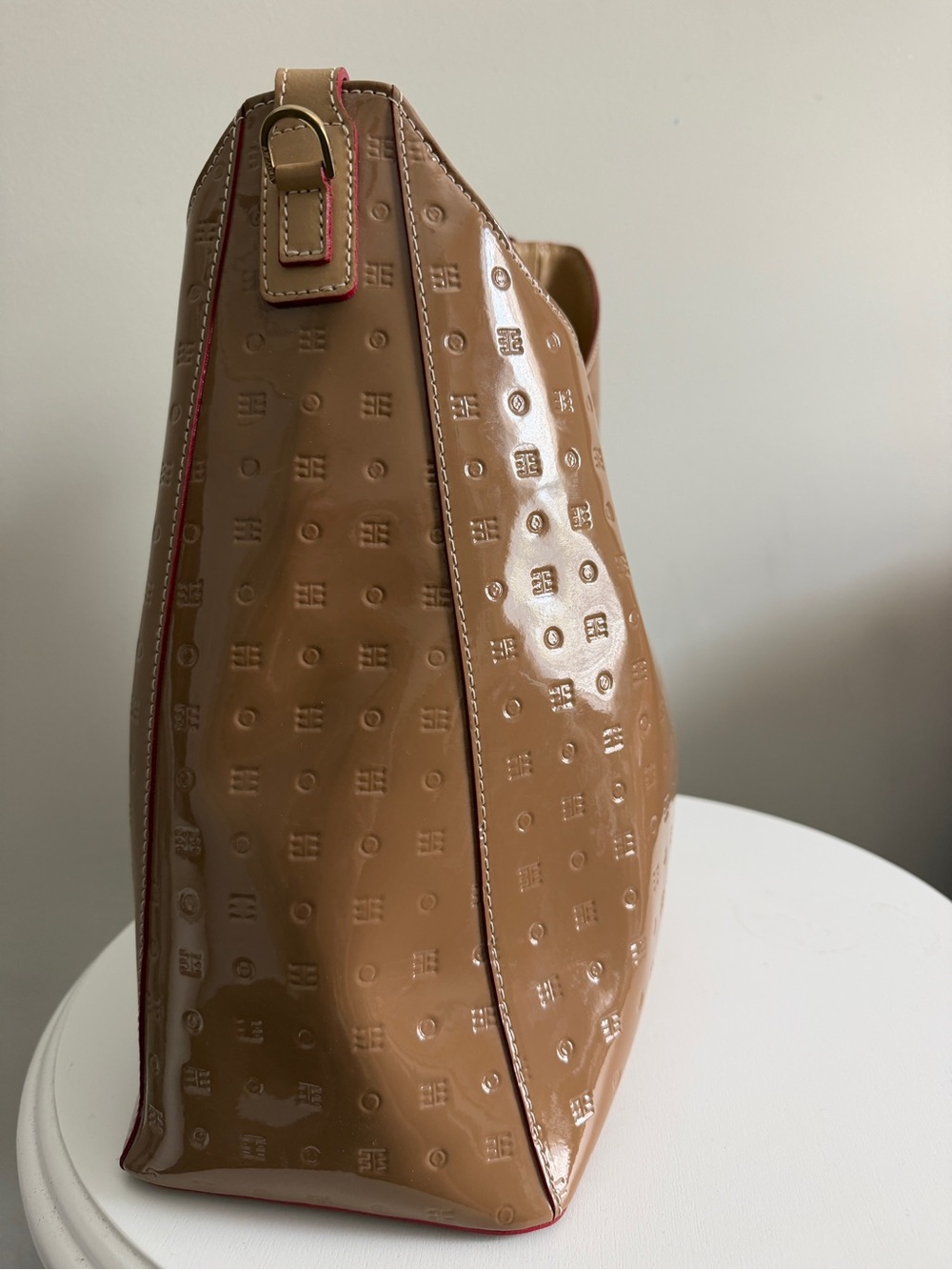 Arcadia Patent Shoulder Bag in Camel - Picture 3 of 14
